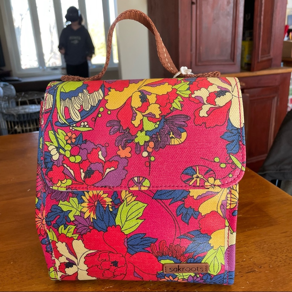 NWT Sakroots LunchBag - Super Fun Color / Print!!!